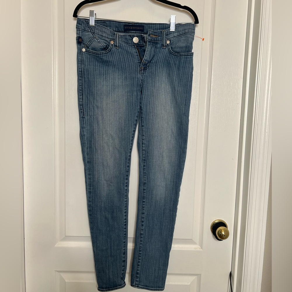 Rock and Republic high rise skinny jean.